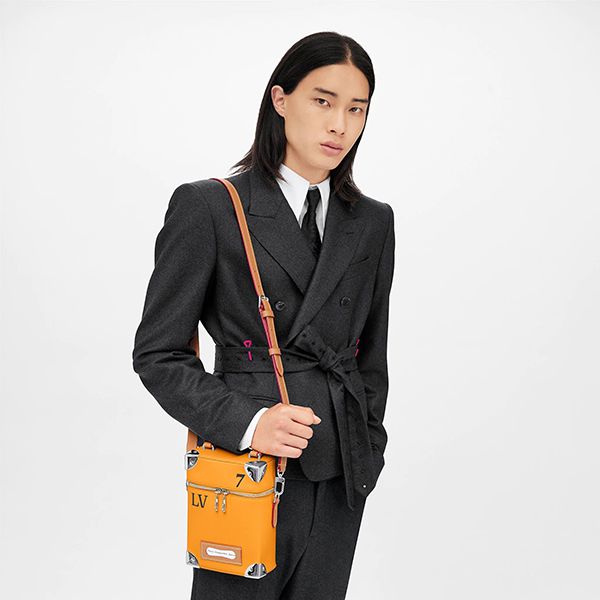 ルイヴィトン ヴェルティカルボックストランク 偽物 モノグラム ショルダーバッグ M59666